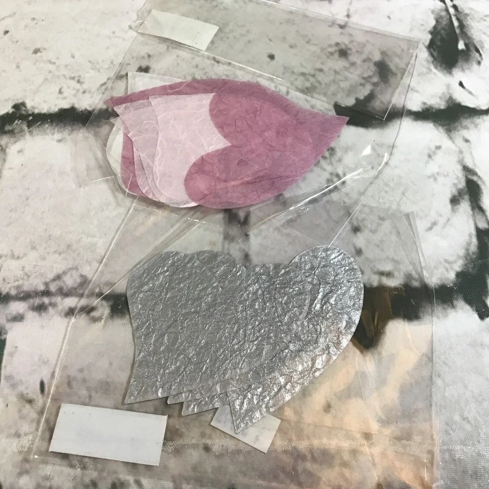 Scrapbooking Embellishments Die-Cuts Lot‎ Dice Hearts Leaves Balloons Tools